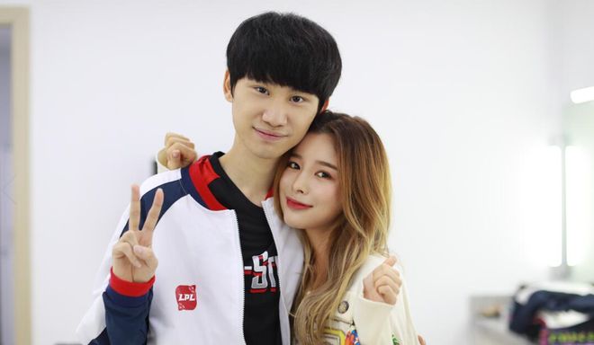 我们不妨分 我们不妨分